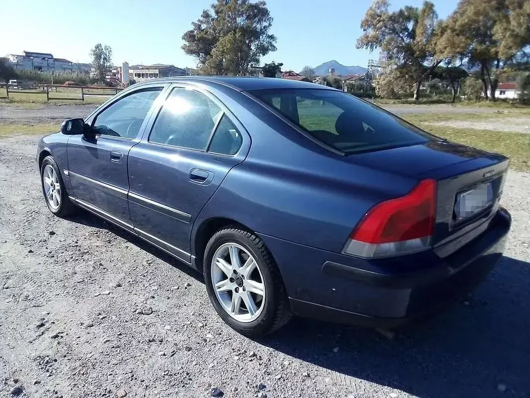 Usata Volvo S60 170 CV (125 kW) 2001 Berlina