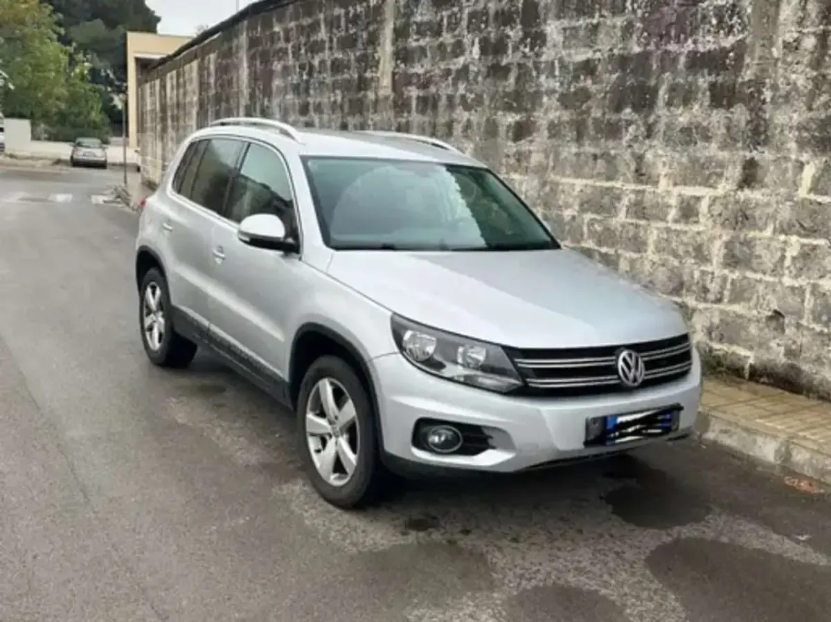Usata VW Tiguan Sport 140 CV (102 kW) 2013 Argento SUV