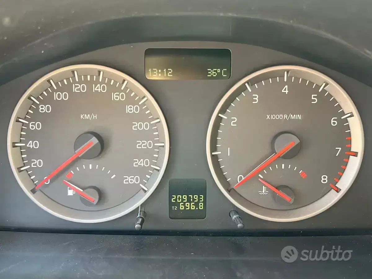 Usata Volvo S40 101 CV (74 kW) 2006 Bluazzurro Berlina