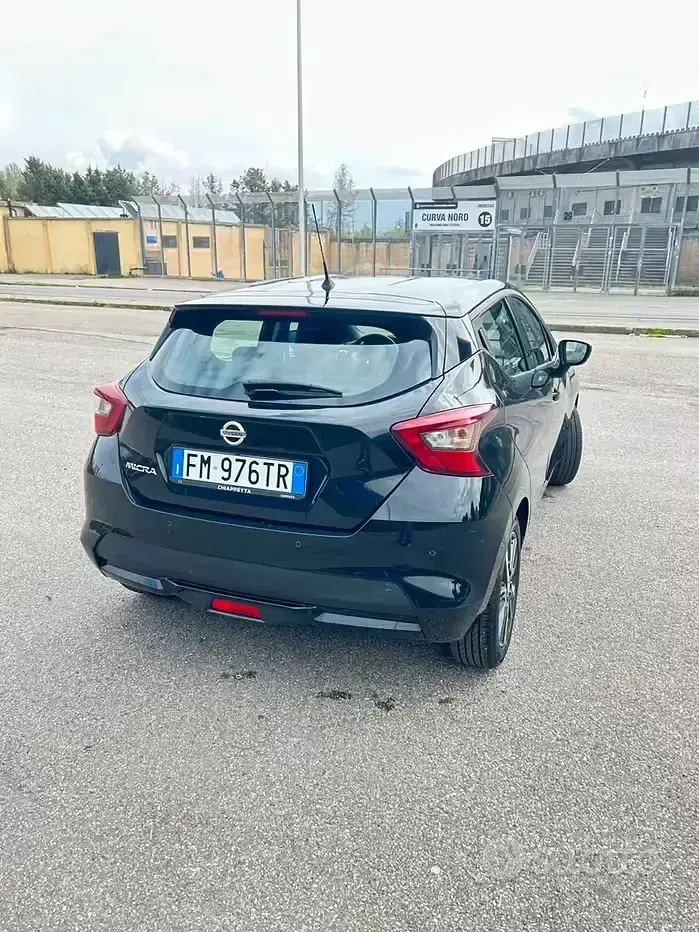 Gebraucht Nissan Micra 71 PS (52 kW) 2018 Schwarz Kleinwagen