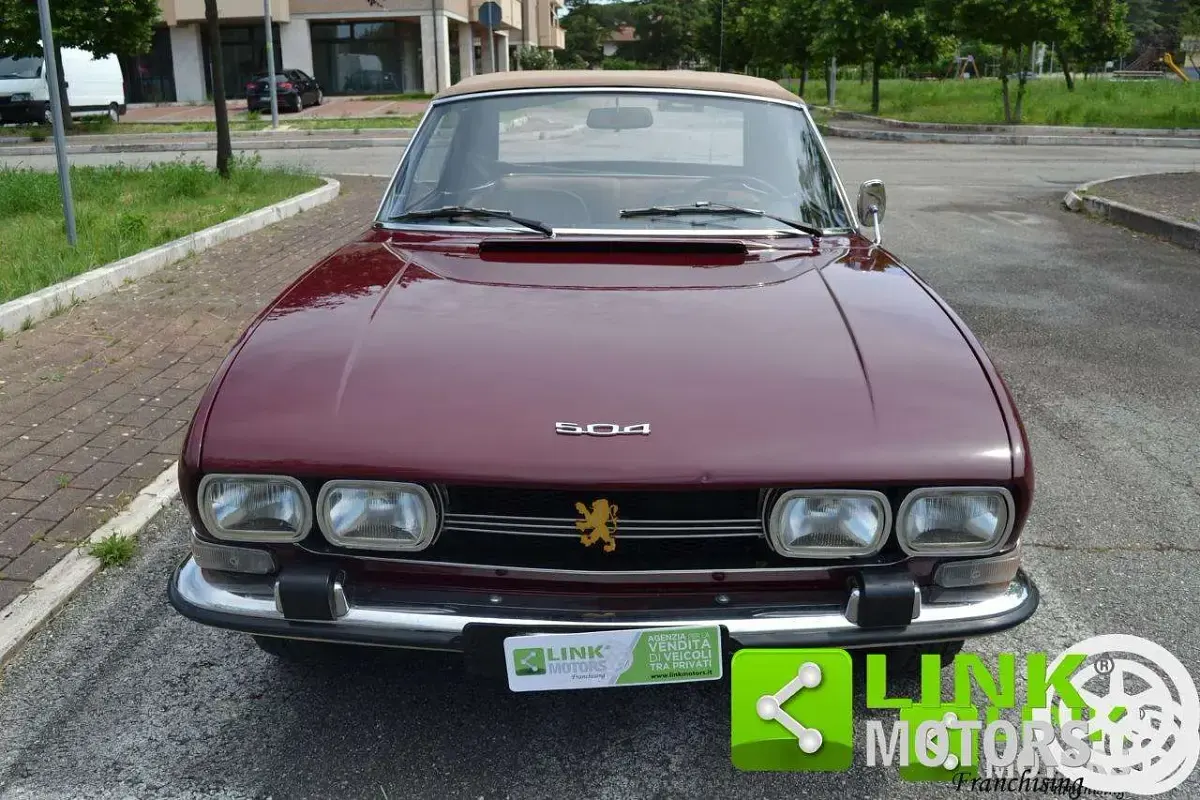 Usata Peugeot 504 97 CV (71 kW) 1977 Bordeaux Cabrio