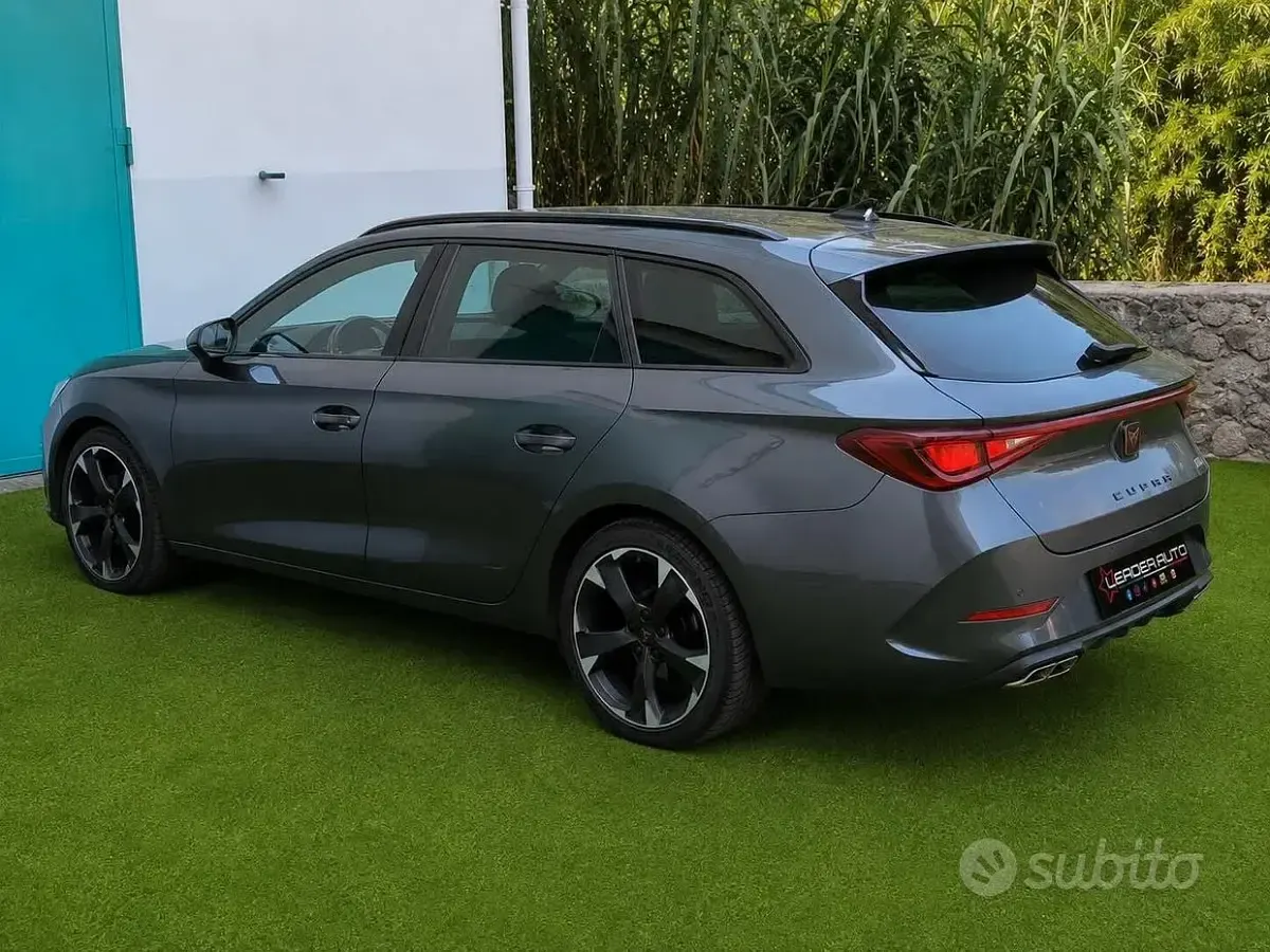 Usata Cupra Leon 150 CV (110 kW) 2024 Grigio Station wagon