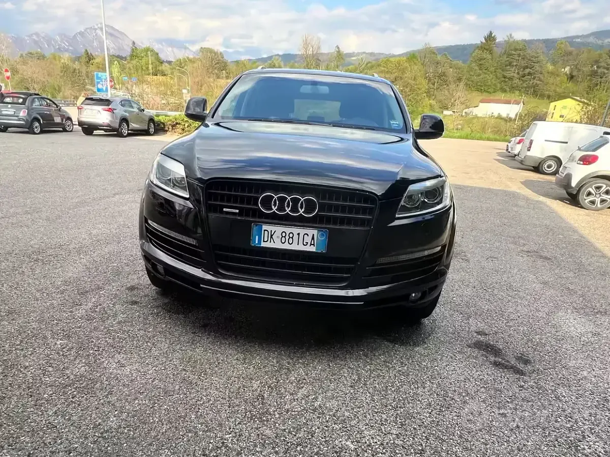 Usata Audi Q7 240 CV (176 kW) 2008 Nero SUV