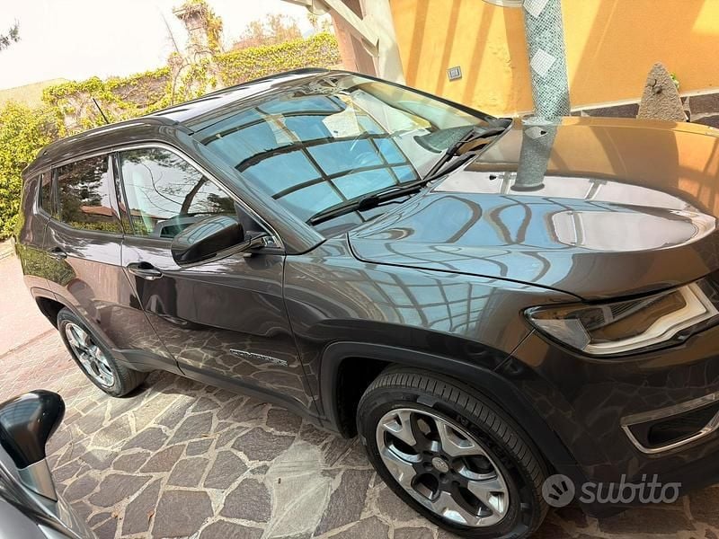Usata Jeep Compass Limited 140 CV (102 kW) 2017 SUV