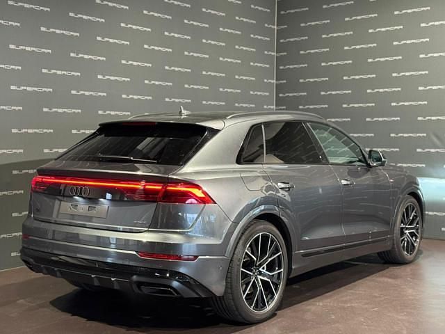 Usata Audi Q8 S-Line 286 CV (210 kW) 2025 Grigio SUV