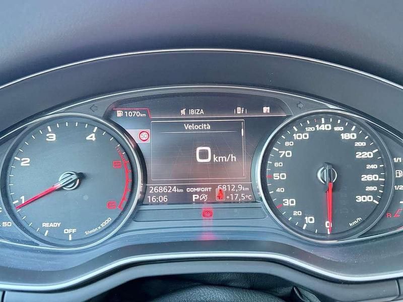 Usata Audi A4 Allroad Business 190 CV (139 kW) 2021 Verde Station wagon