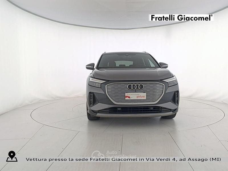 Usata Audi Q4 e-tron Advanced 210 kW (286 CV) 2022 Grigio tifone metallizzato SUV