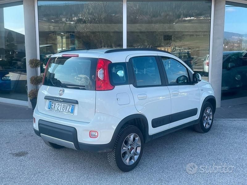 Usata Fiat Panda 4x4 S 86 CV (63 kW) 2014 Bianco Utilitaria