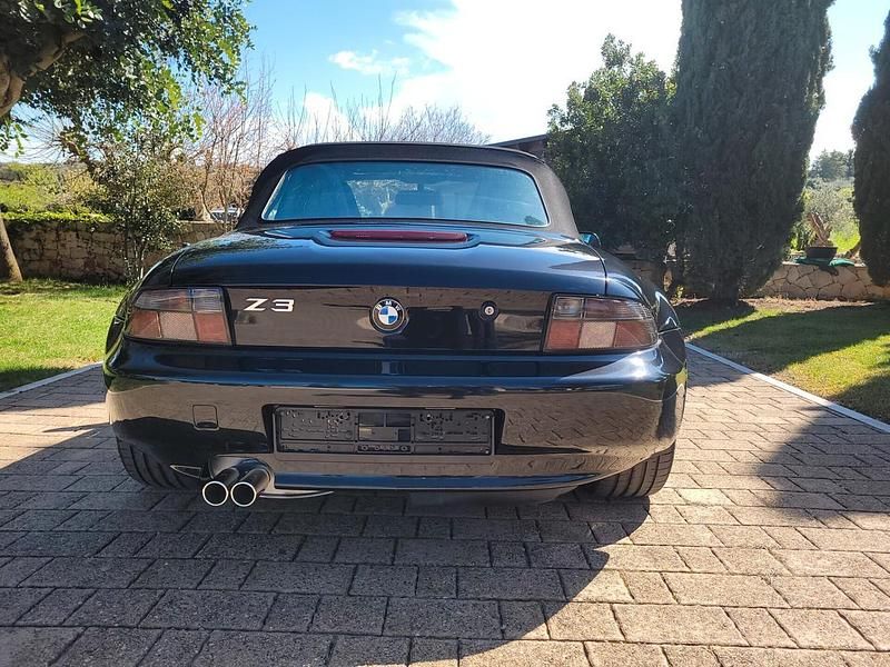 Usata BMW Z3 193 CV (141 kW) 1998 Nero Cabrio