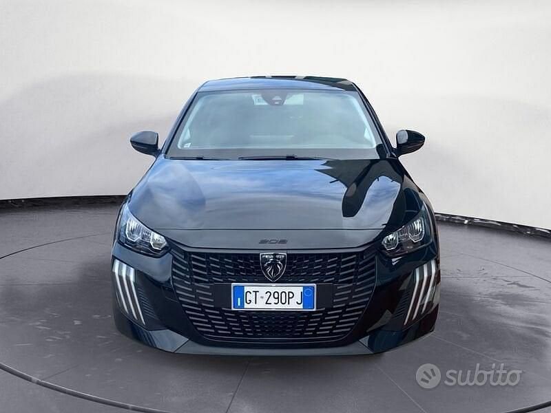 Begagnad Peugeot 208 Active 75 HK (55 kW) 2024 Svart Halvkombi