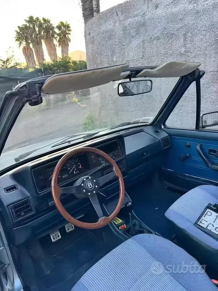 Usata VW Golf Cabriolet 50 CV (36 kW) 1982 Grigio Cabrio