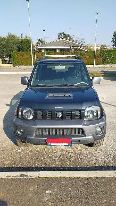 Usata Suzuki Jimny 86 CV (63 kW) 2016 Nero SUV