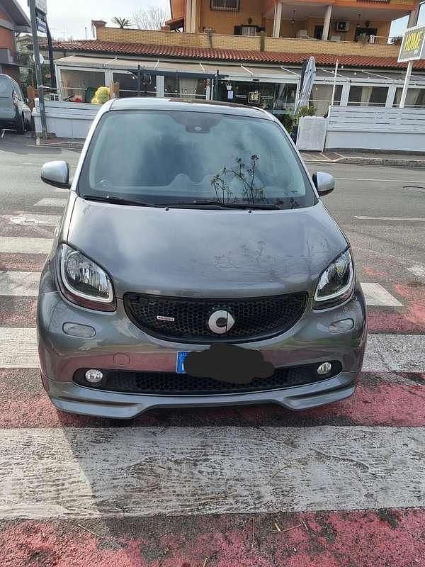 Grigio Usata 2018 Smart ForFour Brabus Xclusive Utilitaria | 17.999 € (Buon prezzo) - Immagine 1/4