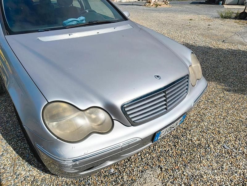 Usata Mercedes C220 2002 Grigio Station wagon