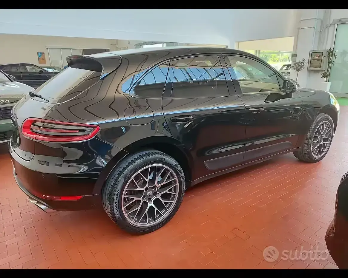 Usata Porsche Macan 250 CV (183 kW) 2015 Nero SUV