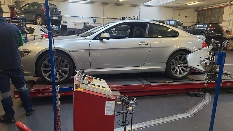 Usata BMW 635 285 CV (209 kW) 2010 Argento Coupé