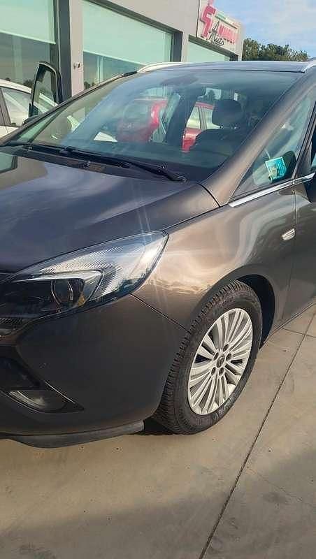 Usata Opel Zafira Tourer 150 CV (110 kW) 2016 Monovolume
