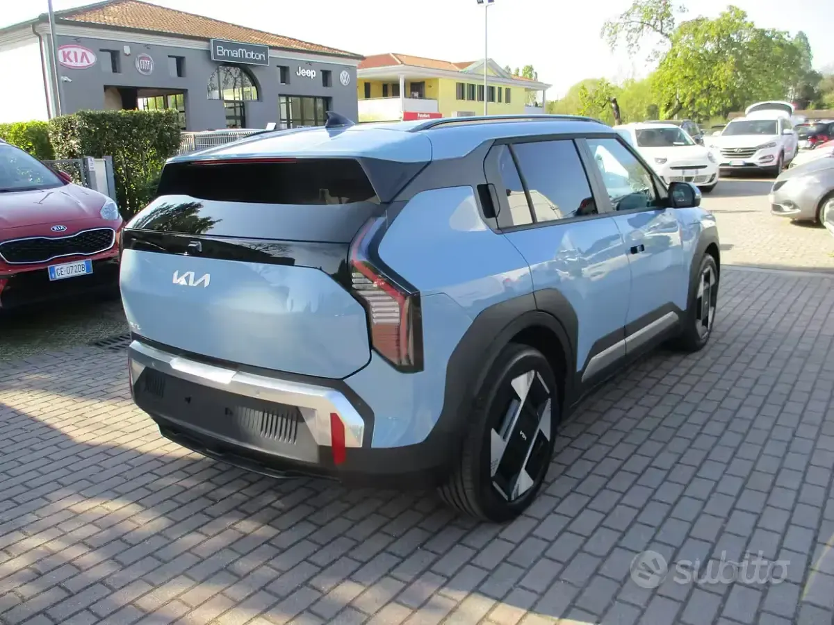 Nuova Kia EV3 Earth 50 kW (68 CV) 2026 Blu/azzurro SUV
