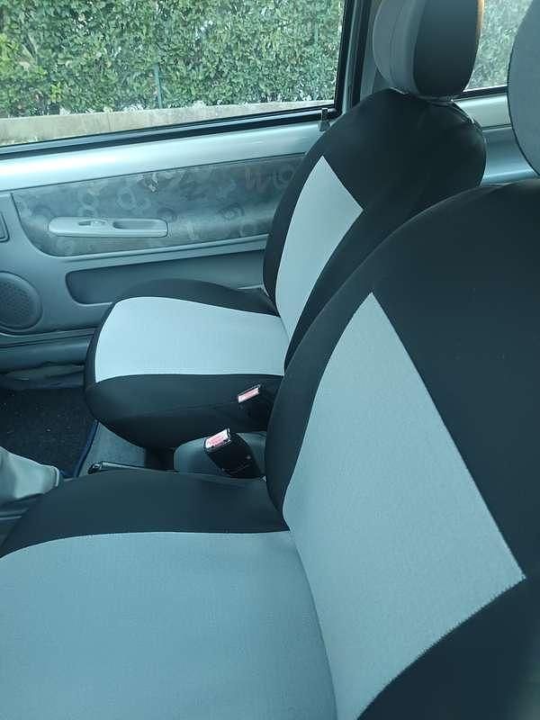 Usata Renault Twingo 58 CV (42 kW) 2007 Argento Utilitaria