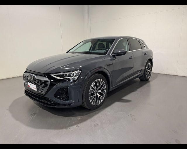 Usata Audi Q8 e-tron S-Line 300 kW (408 CV) 2024 Grigio SUV