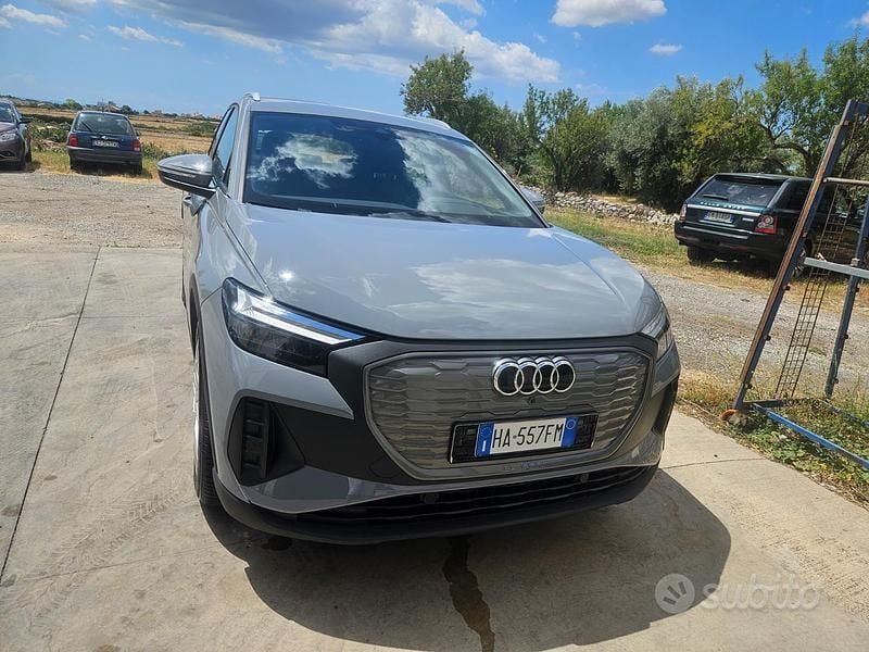 Usata Audi Q4 e-tron 69 kW (95 CV) 2021 Grigio SUV
