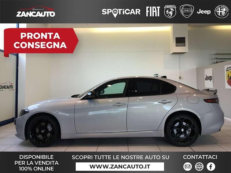 Grigio Usata 2024 Alfa Romeo Giulia Sprint Sprint Coupé | 39.800 € (Cara) - Immagine 1/4