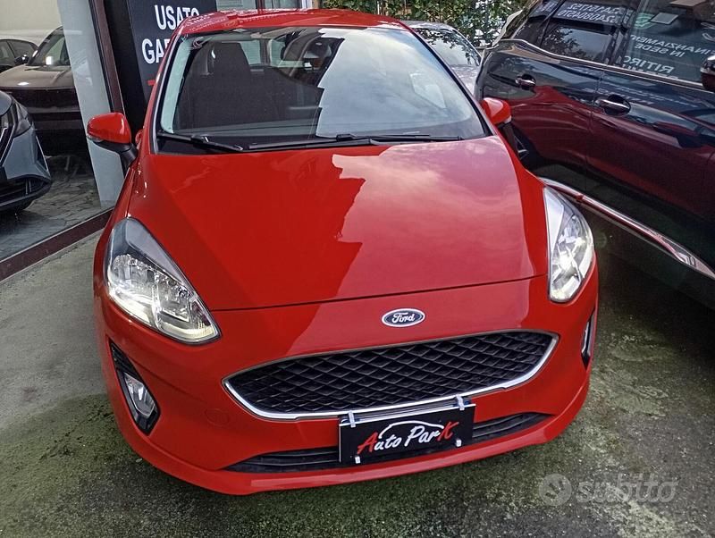 Usata Ford Fiesta 86 CV (63 kW) 2020 Rosso Utilitaria