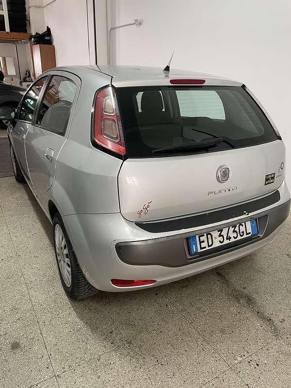 Usata Fiat Punto Evo Dynamic 90 CV (66 kW) 2009 Utilitaria