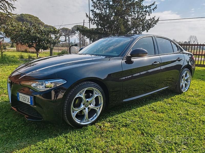Usata Alfa Romeo Giulia Super 160 CV (117 kW) 2019 Nero Berlina