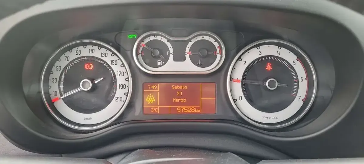 Usata Fiat 500L Lounge 105 CV (77 kW) 2013 Other Monovolume
