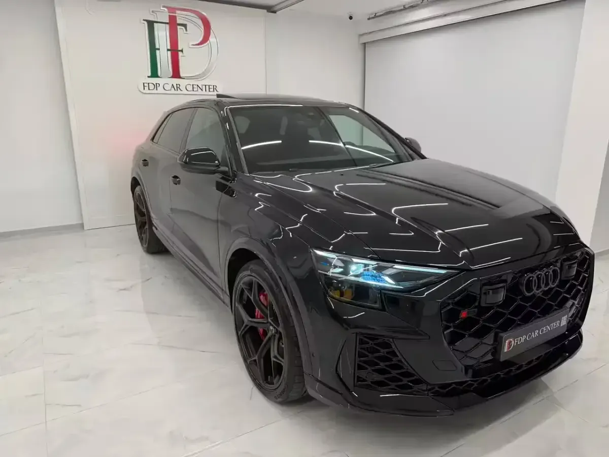 Nuova Audi RS Q8 Performance 640 CV (470 kW) 2026 Nero SUV