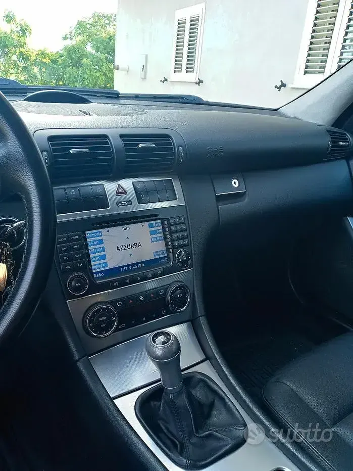 Usata Mercedes C220 150 CV (110 kW) 2007 Grigio Station wagon