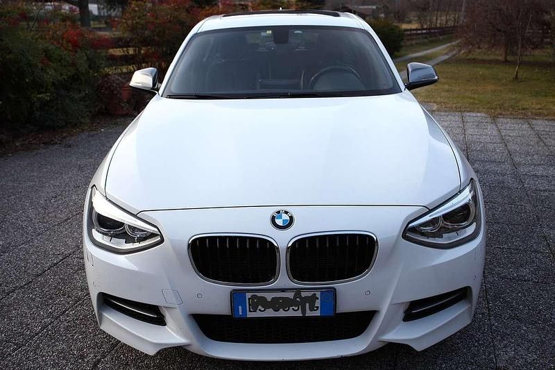 Usata BMW 135 320 CV (235 kW) 2013 Bianco Utilitaria