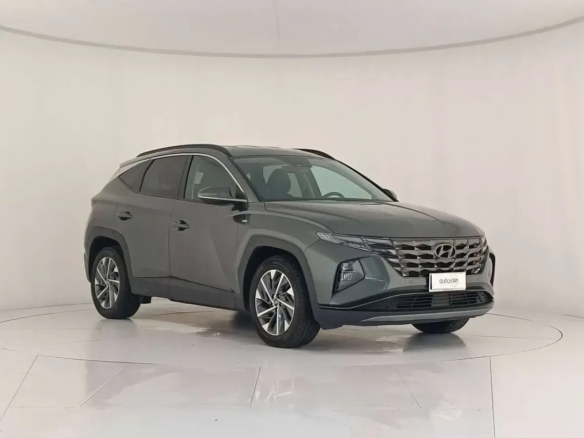 Usata Hyundai Tucson Advanced 150 CV (110 kW) 2023 Verde toscana SUV