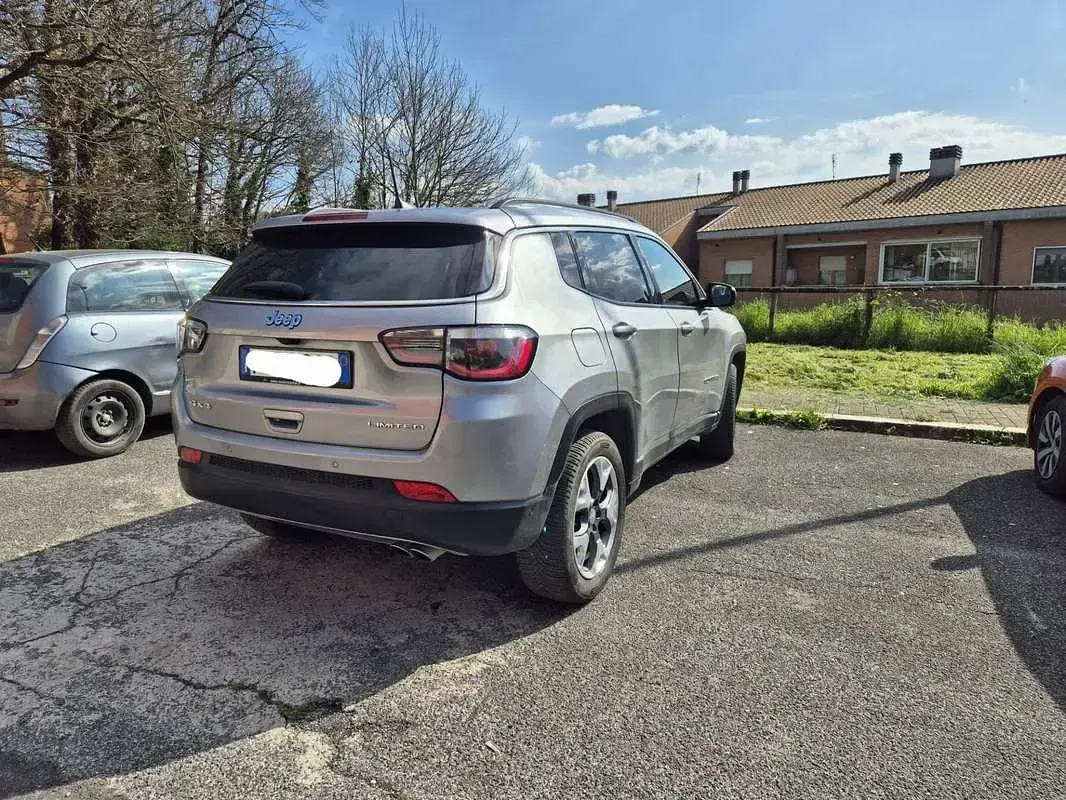 Usata Jeep Compass Limited 140 CV (102 kW) 2018 SUV