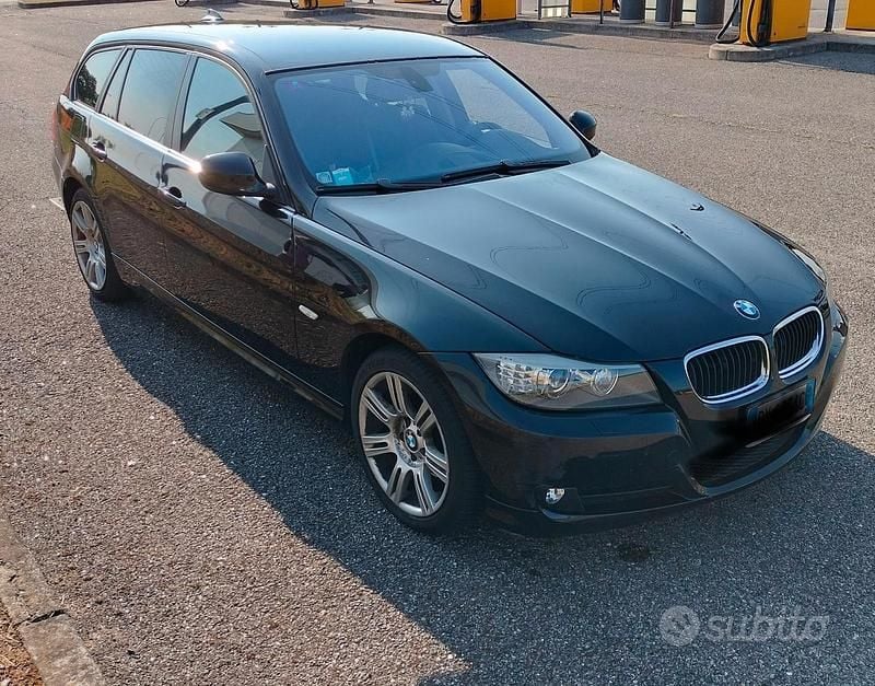 Usata BMW 320 2009 Nero Station wagon