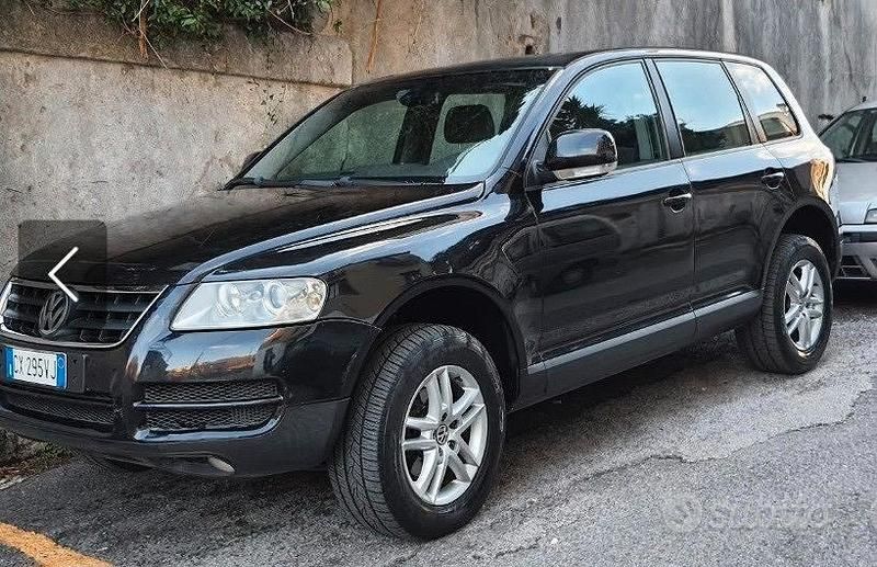 Nero Usata 2005 VW Touareg SUV | 3900 € (Ottimo prezzo) - Immagine 1/4