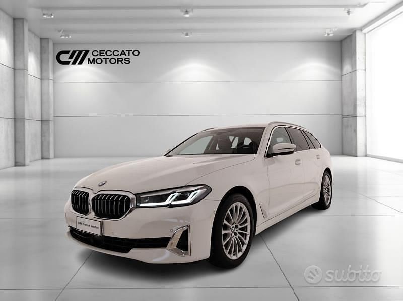 Usata BMW 520 Luxury Line 190 CV (139 kW) 2022 Bianco Station wagon
