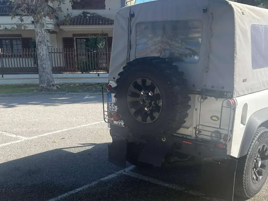 Usata Land Rover Defender 122 CV (89 kW) 2004 Bianco Station wagon