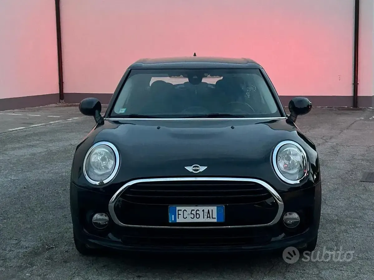 Usata Mini Cooper D Clubman Hype 150 CV (110 kW) 2016 Nero Station wagon