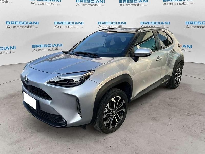 Usata Toyota Yaris Cross Trend 116 CV (85 kW) 2024 Grigio SUV