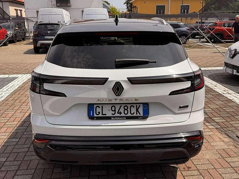 Usata Renault Austral Techno 200 CV (147 kW) 2023 Bianco SUV
