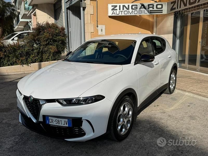 Usata Alfa Romeo Tonale Super 130 CV (95 kW) 2023 Bianco SUV