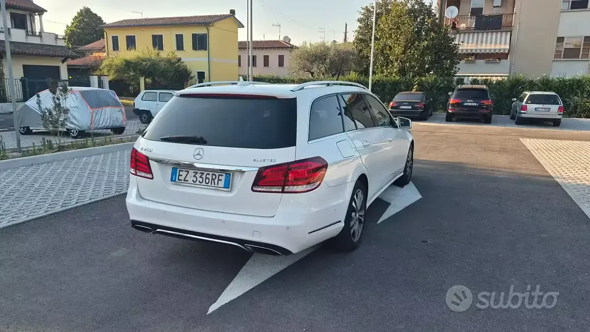 Usata Mercedes E250 204 CV (150 kW) 2015 Bianco Station wagon