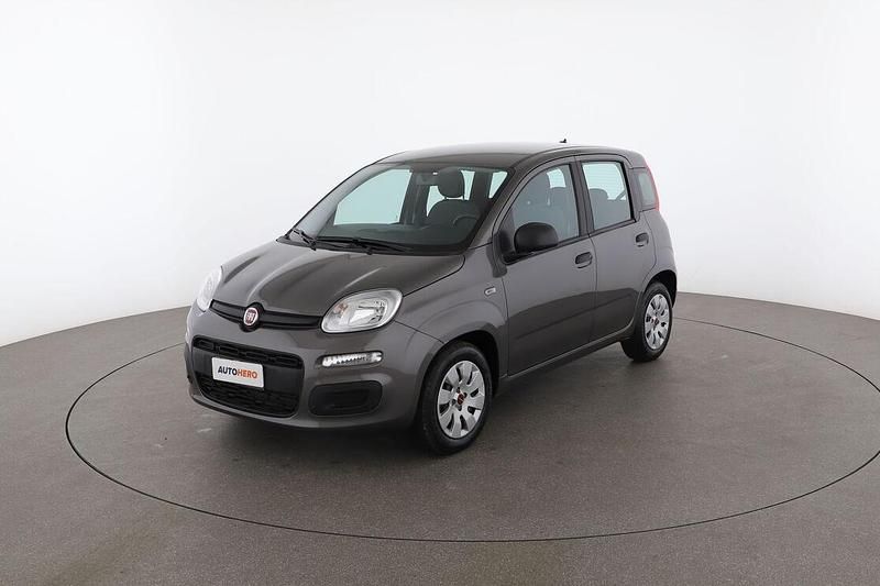 Grigio Usata 2021 Fiat Panda Due volumi | 10.599 € (Buon prezzo) - Immagine 1/3