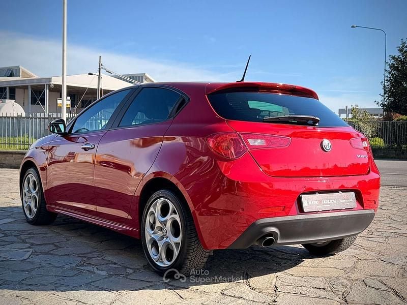 Usata Alfa Romeo Giulietta Super 170 CV (125 kW) 2017 Rosso alfa Utilitaria