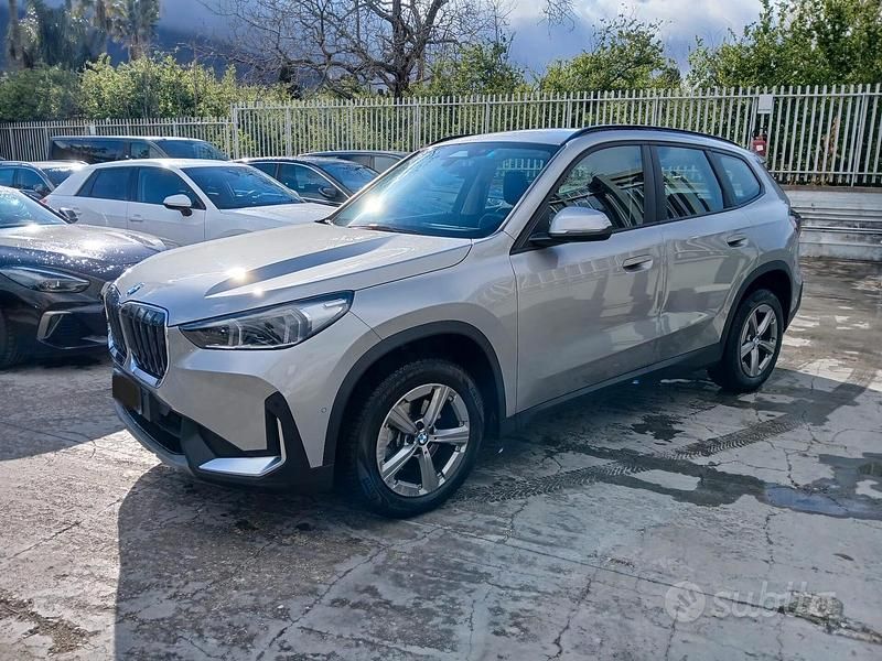 Usata BMW X1 149 CV (109 kW) 2023 Grigio SUV