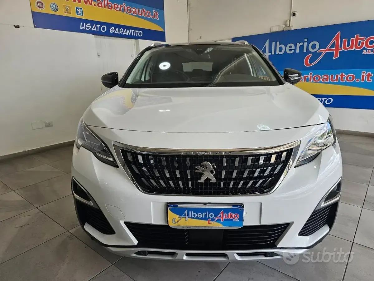 Usata Peugeot 3008 Allure 131 CV (96 kW) 2019 Bianco SUV