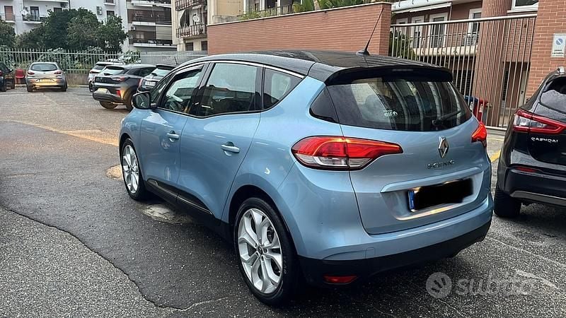 Usata Renault Scénic IV 120 CV (88 kW) 2020 Blu Monovolume