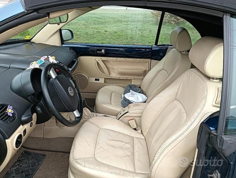 Usata VW New Beetle 2003 Blu Utilitaria